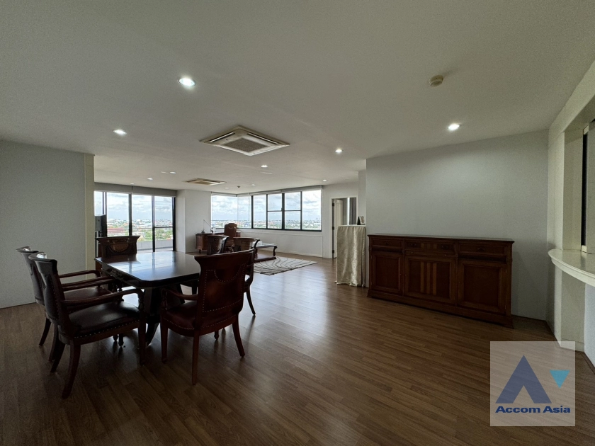 4  3 br Condominium For Rent in Phaholyothin ,Bangkok  at Riverine Place AA43074