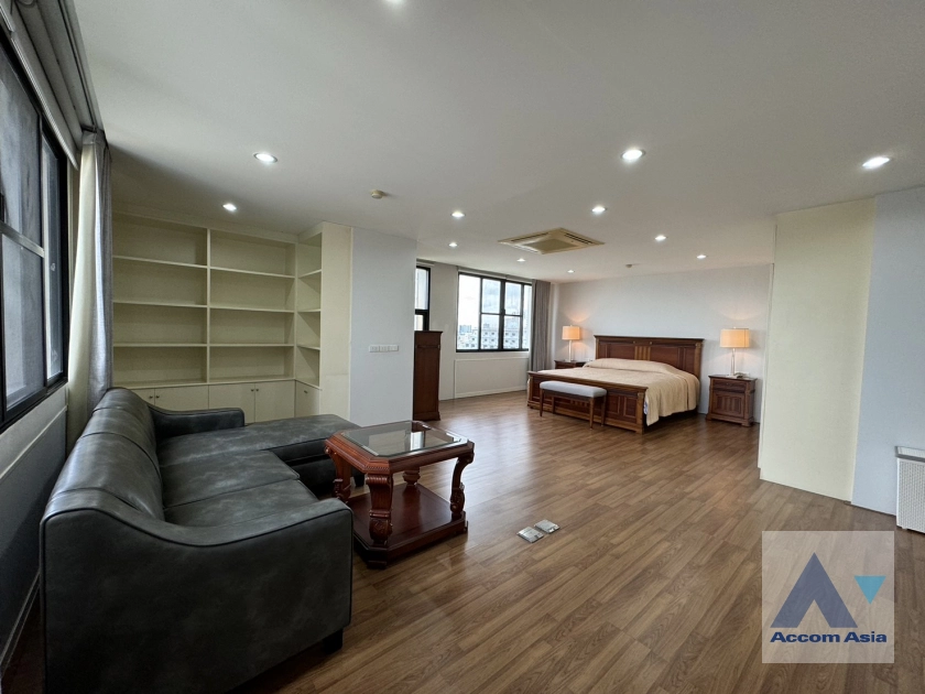 10  3 br Condominium For Rent in Phaholyothin ,Bangkok  at Riverine Place AA43074