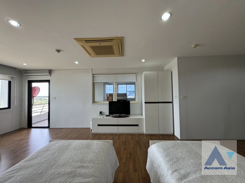 14  3 br Condominium For Rent in Phaholyothin ,Bangkok  at Riverine Place AA43074