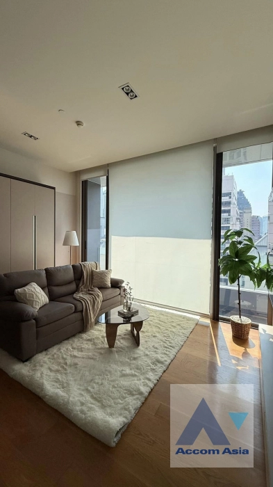  1  1 br Condominium for rent and sale in Silom ,Bangkok BTS Sala Daeng at Saladaeng One Condominium AA43080