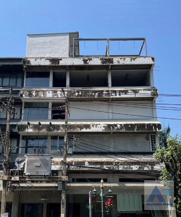 unitOffice |  Retail / showroom For Rent in Sukhumvit, Bangkok  near BTS Thong Lo (AA43081)