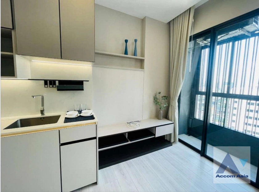  1  1 br Condominium For Sale in Phaholyothin ,Bangkok BTS Phaya Thai at The Room Phayathai   AA43084