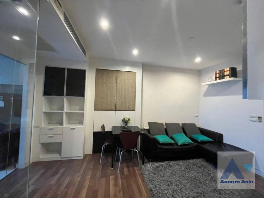  1  1 br Condominium For Sale in Sukhumvit ,Bangkok BTS Punnawithi at The Room Sukhumvit 62 AA43088