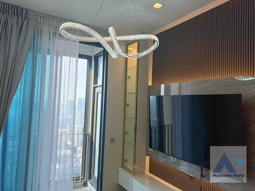 unit 1 Bedroom  Condominium For Rent in Dusit, Bangkok  near BTS Ratchathewi (AA43091)