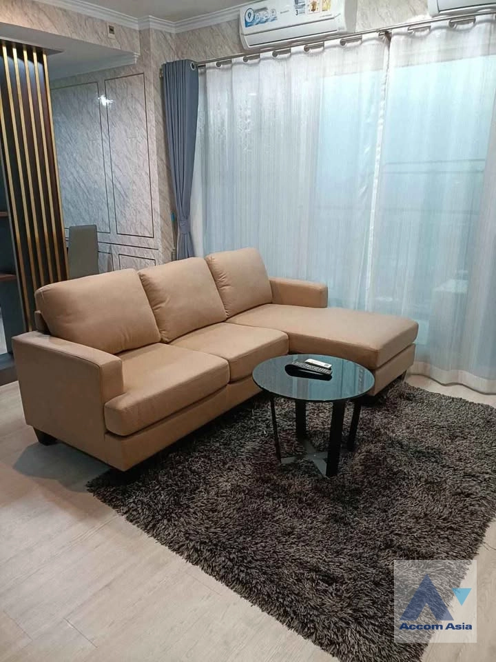 unitCorner Unit |  2 Bedrooms  Condominium For Rent in Ratchadaphisek, Bangkok  near MRT Huai Khwang (AA43092)