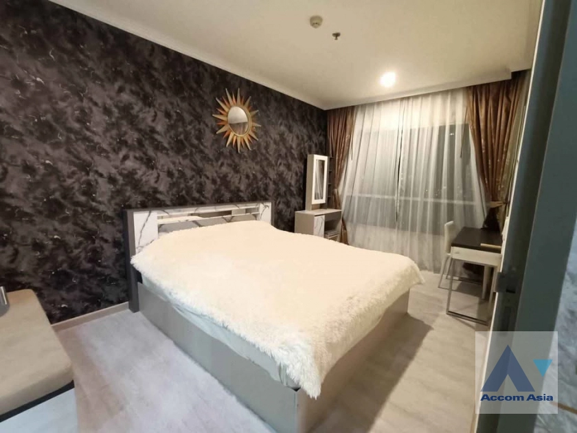 10  2 br Condominium For Rent in Ratchadaphisek ,Bangkok MRT Huai Khwang at Life Ratchadapisek AA43092