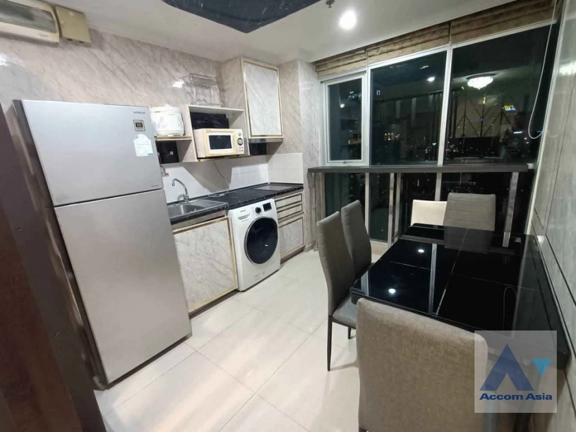 9  2 br Condominium For Rent in Ratchadaphisek ,Bangkok MRT Huai Khwang at Life Ratchadapisek AA43092
