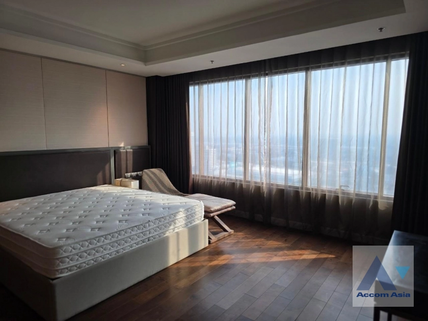 7  3 br Condominium For Rent in Sukhumvit ,Bangkok BTS Phrom Phong at The Emporio Place AA43108