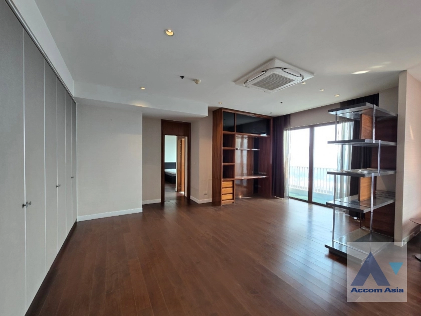 6  3 br Condominium For Rent in Sukhumvit ,Bangkok BTS Phrom Phong at The Emporio Place AA43108