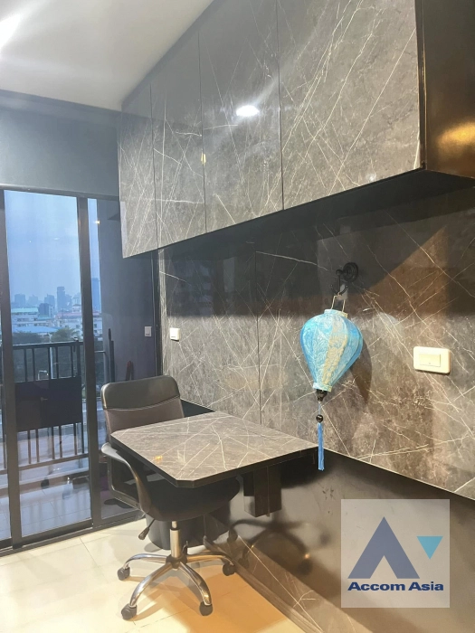 5  1 br Condominium for rent and sale in Sukhumvit ,Bangkok BTS On Nut at The Base Park East AA43109