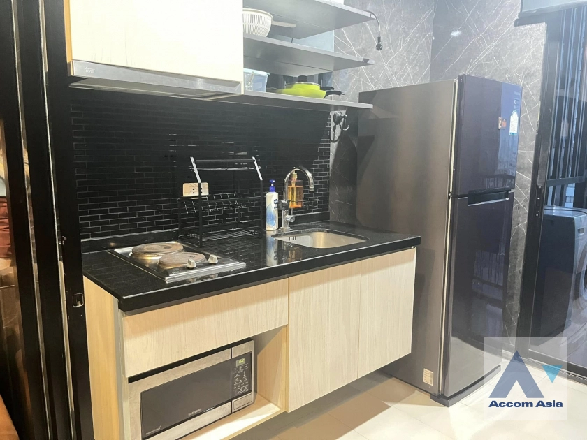 7  1 br Condominium for rent and sale in Sukhumvit ,Bangkok BTS On Nut at The Base Park East AA43109