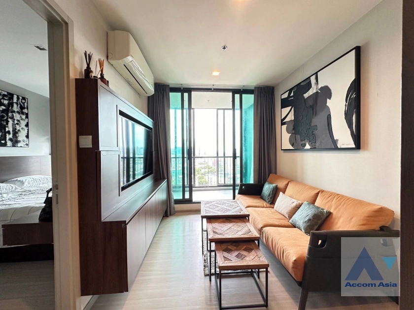 Fully Furnished |  Life at Sukhumvit 62 Condominium  1 Bedroom for Rent BTS Bang Chak in Sukhumvit Bangkok