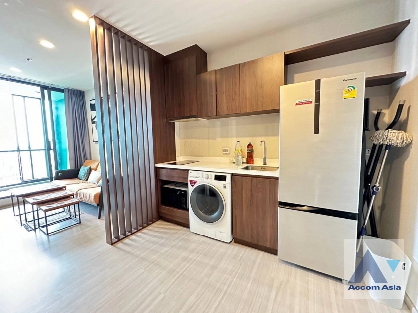 9  1 br Condominium For Rent in Sukhumvit ,Bangkok BTS Bang Chak at Life at Sukhumvit 62 AA43111