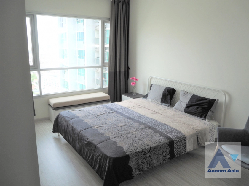 5  2 br Condominium For Sale in Ratchadaphisek ,Bangkok MRT Huai Khwang at Life Ratchadapisek AA43119