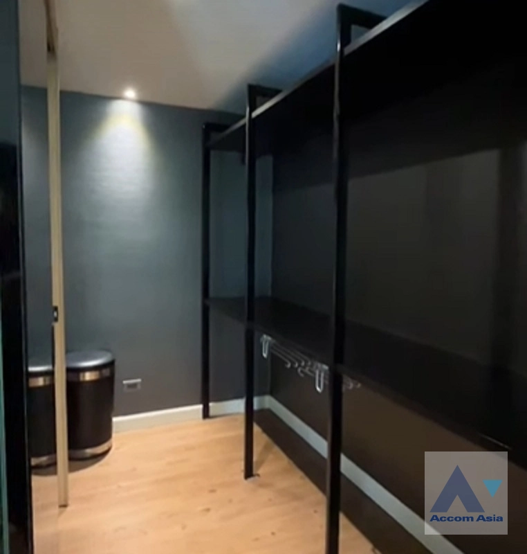 5  1 br Condominium for rent and sale in Sukhumvit ,Bangkok BTS Ekkamai at Socio Sukhumvit 61 AA43123