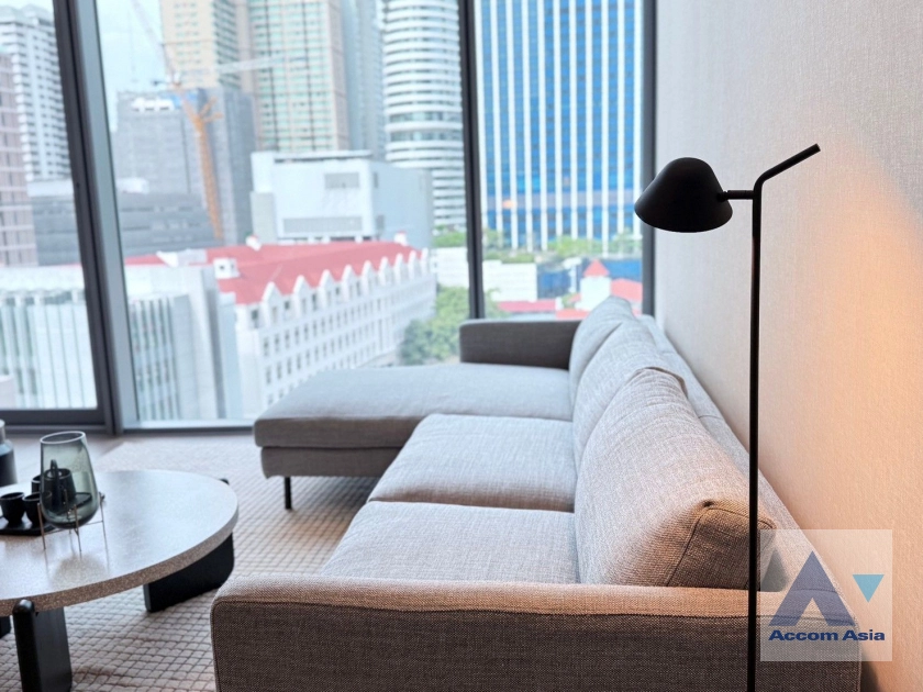 10  1 br Condominium For Rent in Ploenchit ,Bangkok BTS Chitlom at Scope Langsuan AA43126