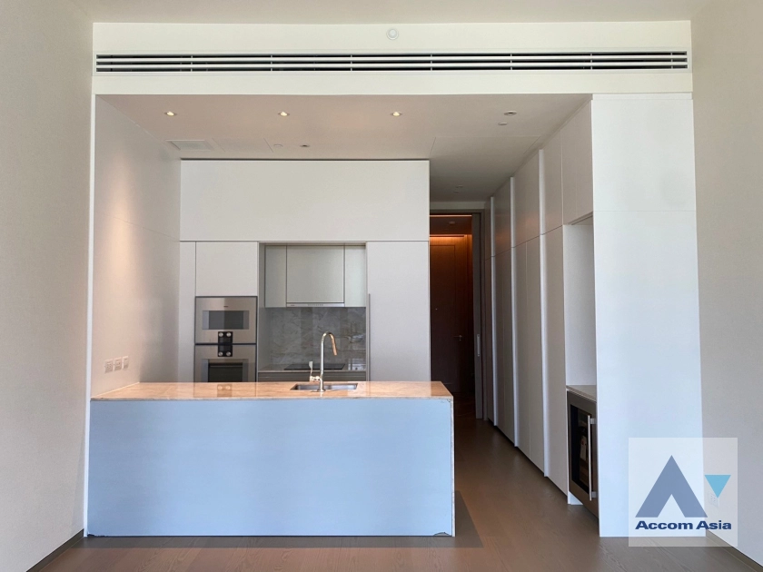 unitPet friendly |  1 Bedroom  Condominium For Rent & Sale in Ploenchit, Bangkok  near BTS Chitlom (AA43129)