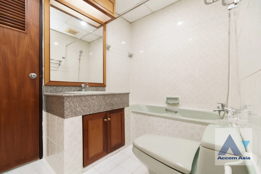 9  3 br Apartment For Rent in Sukhumvit ,Bangkok BTS Asok - MRT Sukhumvit at Suite For Family AA43132