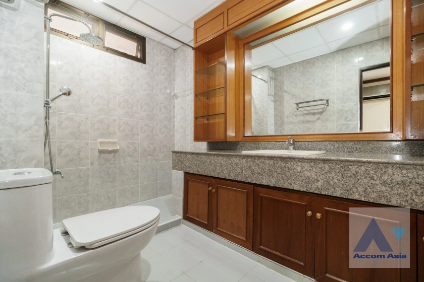 13  3 br Apartment For Rent in Sukhumvit ,Bangkok BTS Asok - MRT Sukhumvit at Suite For Family AA43132