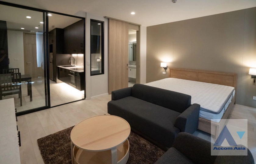  1  1 br Condominium for rent and sale in Ploenchit ,Bangkok BTS Ploenchit at Noble Ploenchit AA43142