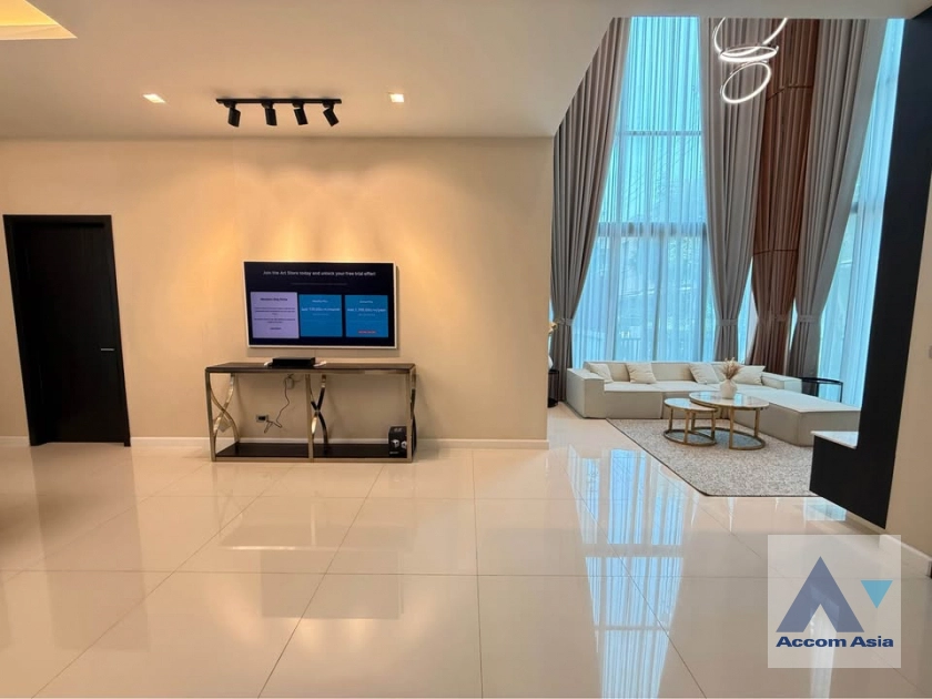 6  5 br House For Rent in Phaholyothin ,Bangkok  at SOUL Ratchadapisek 68 AA43143