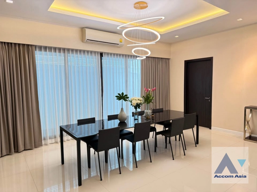 7  5 br House For Rent in Phaholyothin ,Bangkok  at SOUL Ratchadapisek 68 AA43143