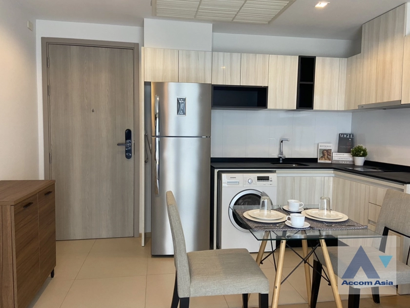 unit 1 Bedroom  Condominium For Rent in Sukhumvit, Bangkok  near BTS Thong Lo (AA43145)