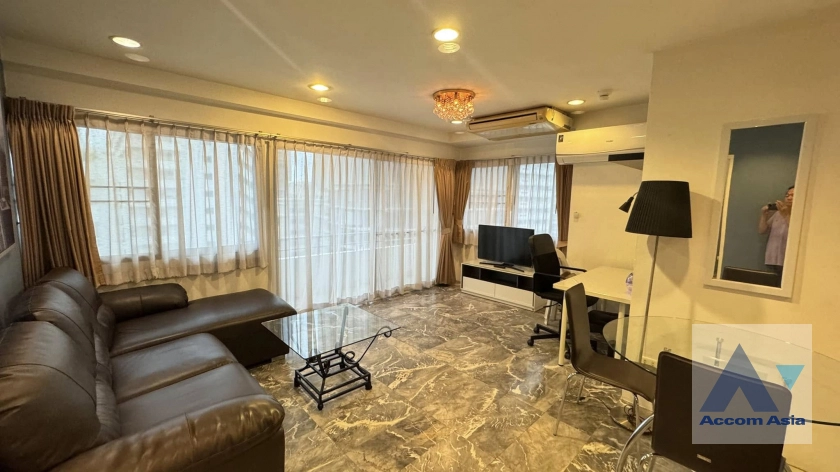 Fully Furnished |  Saranjai mansion Condominium  1 Bedroom for Rent BTS Nana in Sukhumvit Bangkok