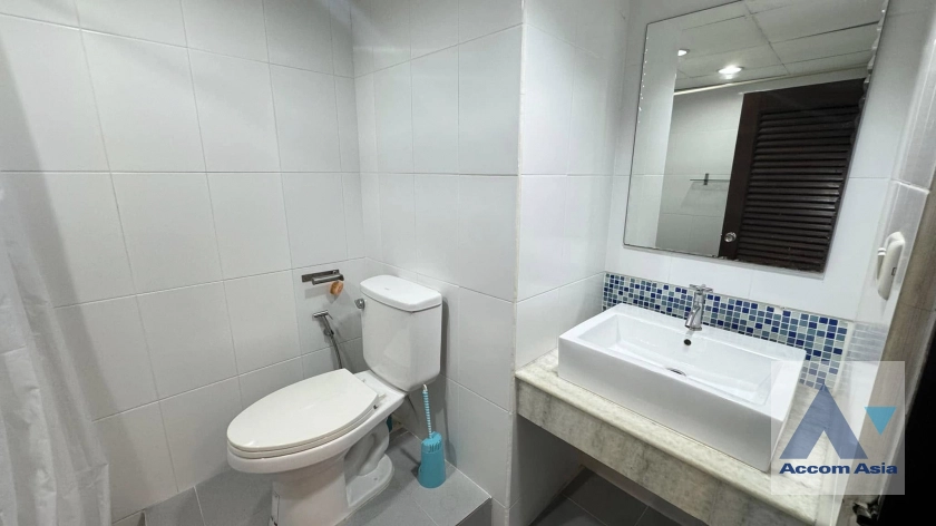 10  1 br Condominium For Rent in Sukhumvit ,Bangkok BTS Nana at Saranjai mansion AA43146