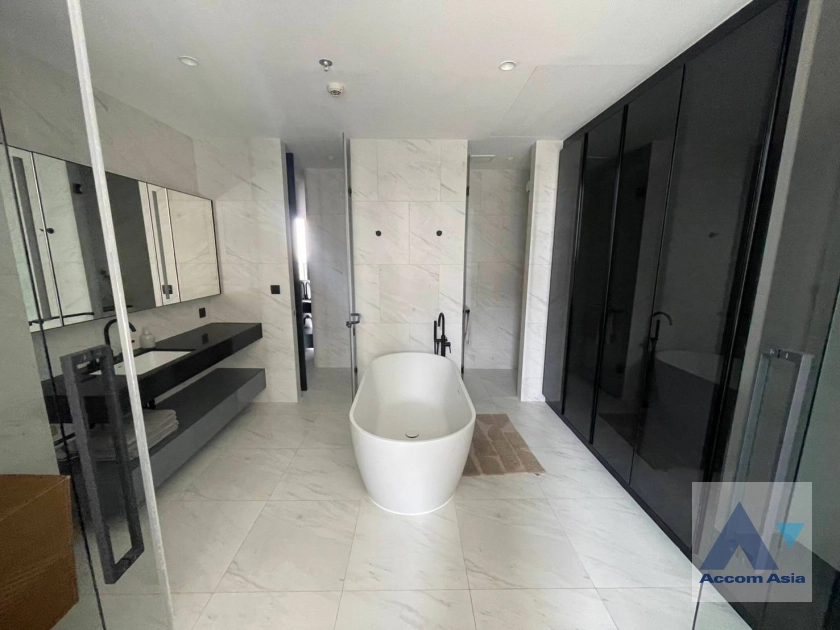  1  1 br Condominium For Rent in Sathorn ,Bangkok BTS Chong Nonsi at Tait 12 AA43148