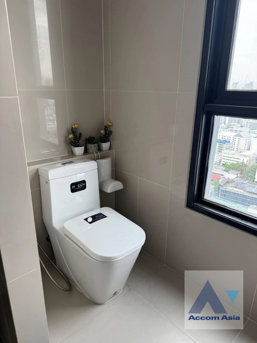 9  2 br Condominium for rent and sale in Ratchadaphisek ,Bangkok MRT Sutthisan at Quinn Ratchada 17 AA43155