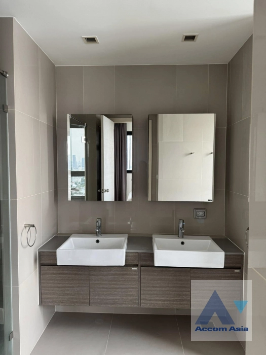 7  2 br Condominium for rent and sale in Ratchadaphisek ,Bangkok MRT Sutthisan at Quinn Ratchada 17 AA43155