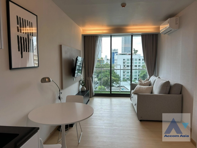 Fully Furnished |  Via 49 Condominium  1 Bedroom for Rent BTS Thong Lo in Sukhumvit Bangkok