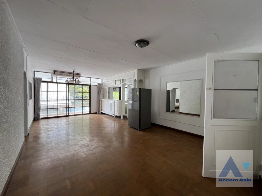  Fully Facilities Apartment  3 Bedroom for Rent BTS Thong Lo in Sukhumvit Bangkok