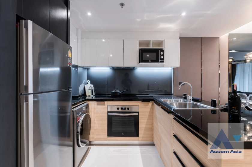 4  2 br Apartment For Rent in Sukhumvit ,Bangkok BTS Ekkamai at Luxury apartment AA43168