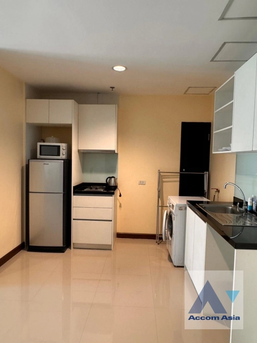 5  1 br Apartment For Rent in Sukhumvit ,Bangkok BTS Ekkamai at Low Rise Residence AA43176