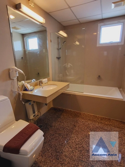 19  2 br Apartment For Rent in Sukhumvit ,Bangkok BTS Ekkamai at Low Rise Residence AA43177