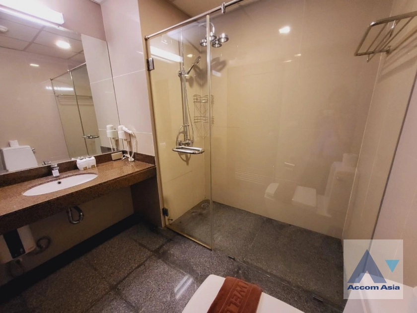 20  2 br Apartment For Rent in Sukhumvit ,Bangkok BTS Ekkamai at Low Rise Residence AA43177