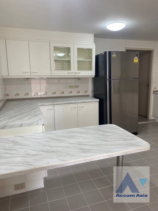 4  3 br Apartment For Rent in Sukhumvit ,Bangkok BTS Thong Lo at Suite For Family AA43182