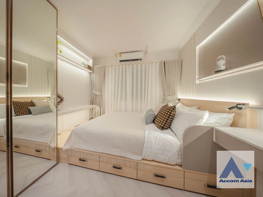 15  2 br Condominium for rent and sale in Sathorn ,Bangkok BTS Chong Nonsi - BRT Nararam 3 at Fortune Condo Town AA43186