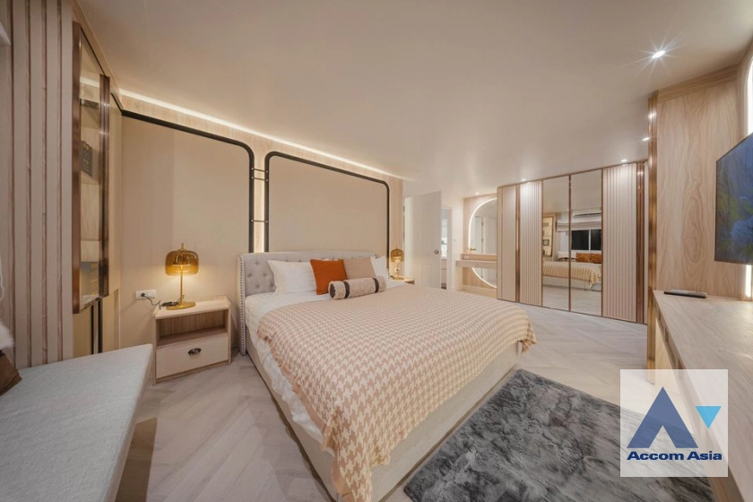 11  2 br Condominium for rent and sale in Sathorn ,Bangkok BTS Chong Nonsi - BRT Nararam 3 at Fortune Condo Town AA43186