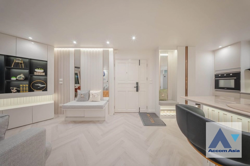 18  2 br Condominium for rent and sale in Sathorn ,Bangkok BTS Chong Nonsi - BRT Nararam 3 at Fortune Condo Town AA43186