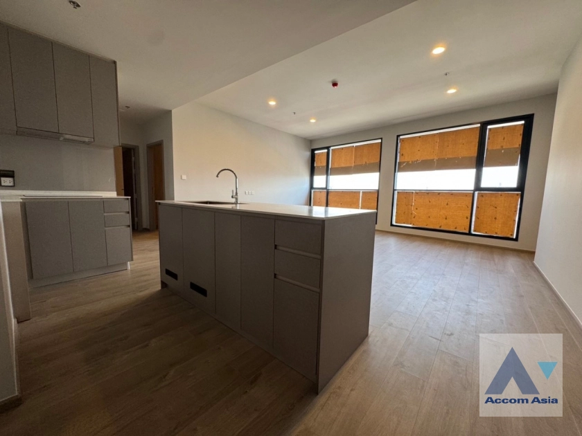 unitLuxury, Top floor, Garden View, Penthouse |  3 Bedrooms  Condominium For Sale in Sathorn, Bangkok  near MRT Lumphini (AA43187)