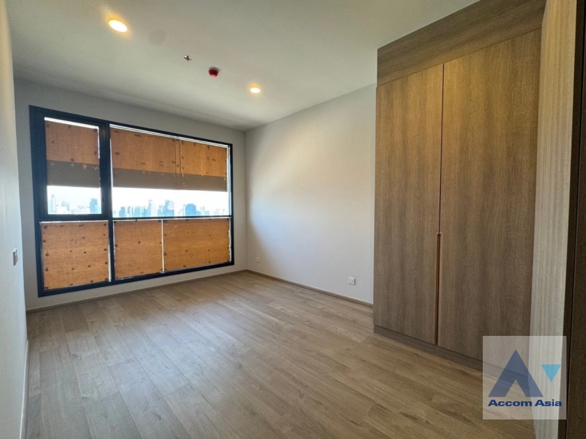 5  3 br Condominium For Sale in Sathorn ,Bangkok MRT Lumphini at THE CROWN Residences AA43187