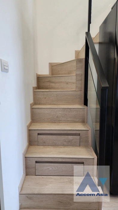 8  2 br Condominium For Rent in Pattanakarn ,Bangkok  at The Rich Rama 9-Srinakarin AA43188