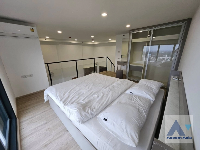 12  2 br Condominium For Rent in Pattanakarn ,Bangkok  at The Rich Rama 9-Srinakarin AA43188