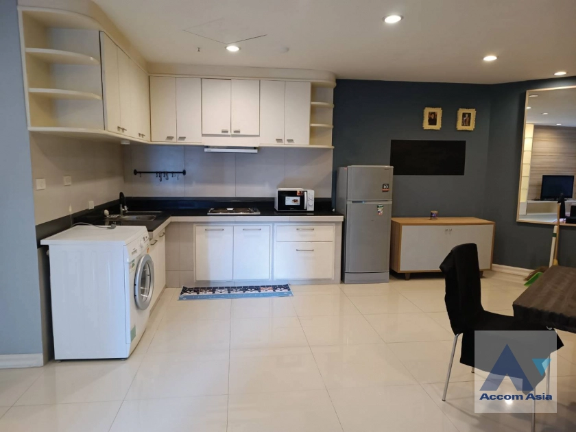  1  2 br Condominium For Rent in Ploenchit ,Bangkok BTS Ploenchit at Witthayu Complex AA43193
