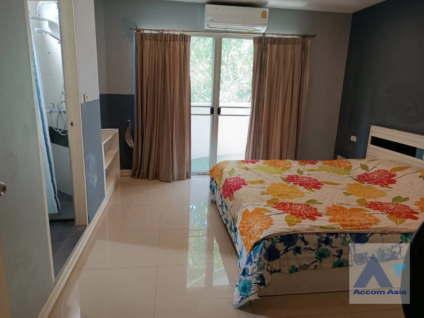 8  2 br Condominium For Rent in Ploenchit ,Bangkok BTS Ploenchit at Witthayu Complex AA43193
