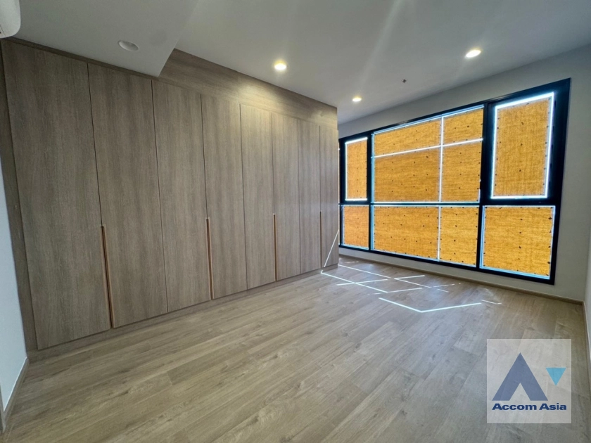 11  3 br Condominium For Sale in Sathorn ,Bangkok MRT Lumphini at THE CROWN Residences AA43194