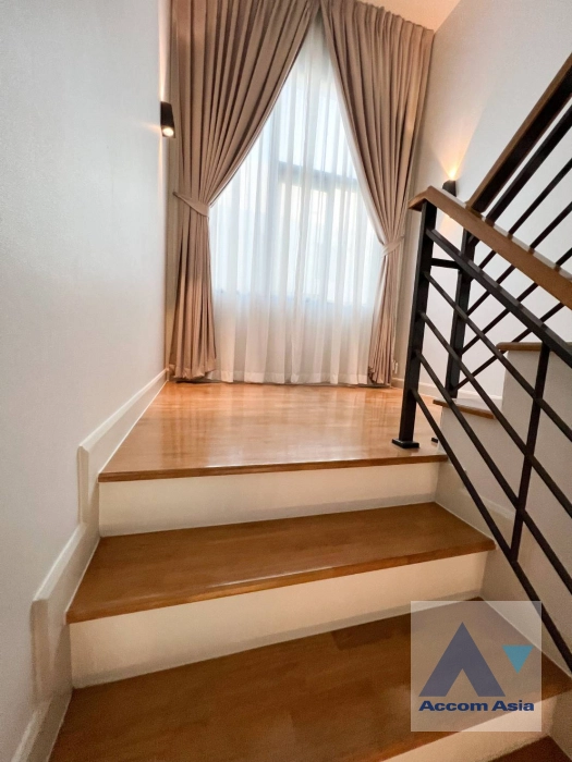 5  4 br House for rent and sale in Samutprakan ,Samutprakan  at Centro Bangna AA43195